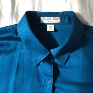 Coldwater Creek No Iron Long Sleeve Button Down Blouse size Medium in Deep Teal